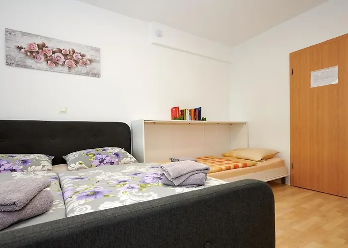 بيت ضيافة Hueblers-schlafquartier فرستيتفالد